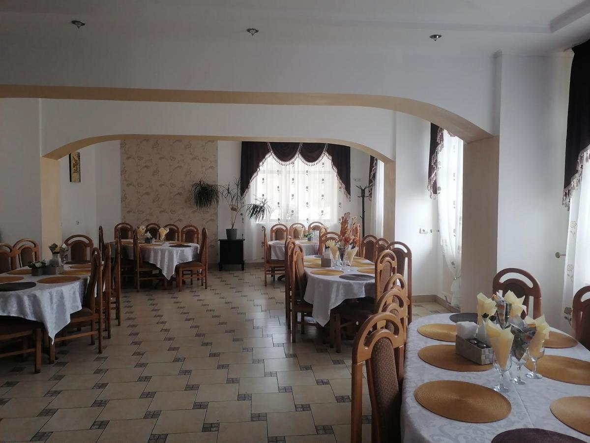 Pensiunea Valurile Bistritei Vatra Dornei Esterno foto